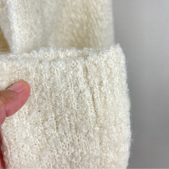 Club Monaco Wool Alpaca Blend Cozy Pullover Knit Sweater Large - Picture 6 of 15